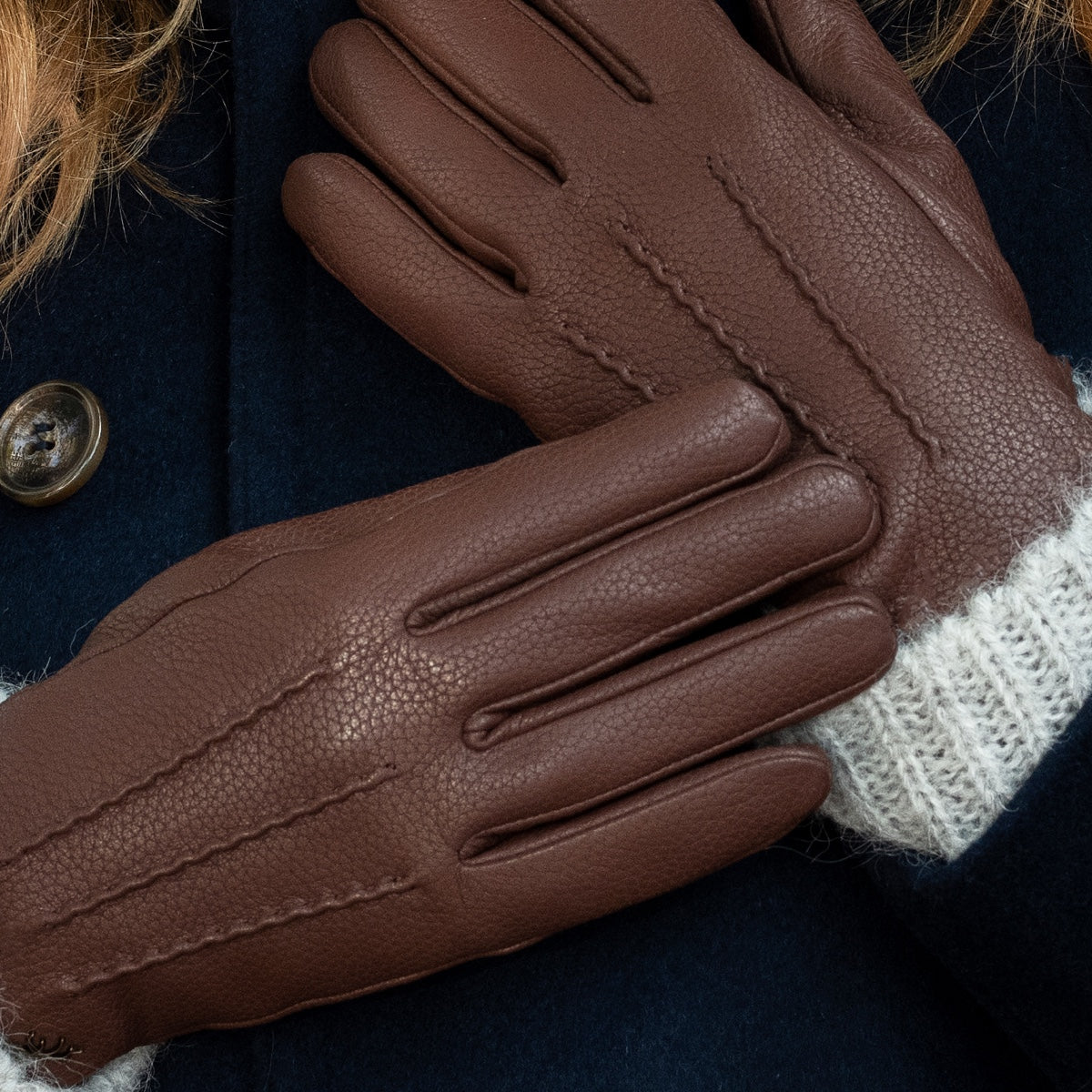 Raya (brown) – Deerskin leather gloves with warm wool lining — photo 5 of 7