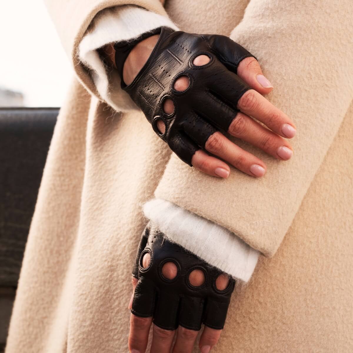 Rossana (dark brown) - Italian fingerless lambskin leather driving gloves — photo 4 of 10