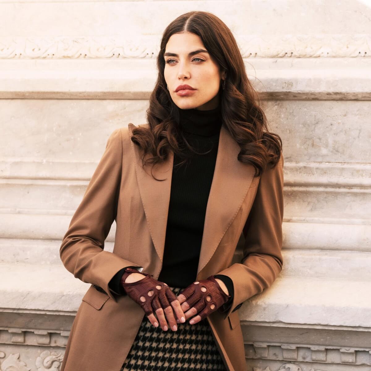 Rossana (cordovan) - Italian fingerless lambskin leather driving gloves — photo 4 of 10
