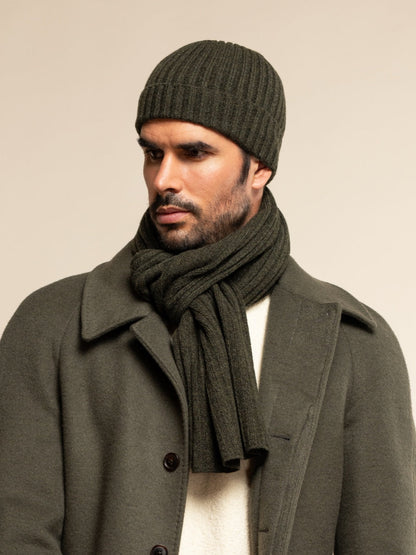 Napoli (dark green) - Italian 100% cashmere ribbed scarf (unisex) — photo 7 of 10