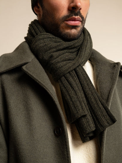 Napoli (dark green) - Italian 100% cashmere ribbed scarf (unisex) — photo 10 of 10
