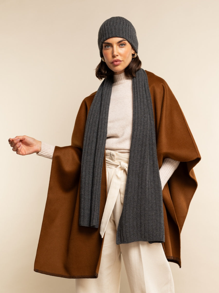 Napoli (dark grey) - Italian 100% cashmere ribbed scarf (unisex) — photo 8 of 10