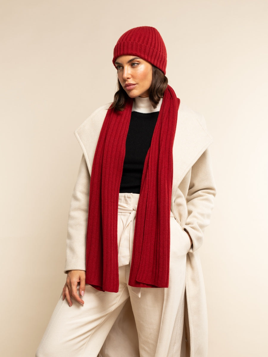 Napoli (red) - Italian 100% cashmere ribbed scarf (unisex) — photo 8 of 10