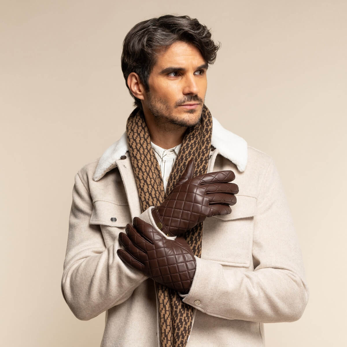 Sebastian (brown) – Sheepskin leather gloves with snap closure & touchscreen feature — photo 6 of 10