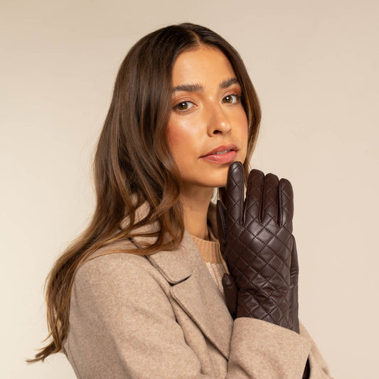 Selena (brown) – Sheepskin leather gloves with diamond pattern and touchscreen feature — photo 2 of 10