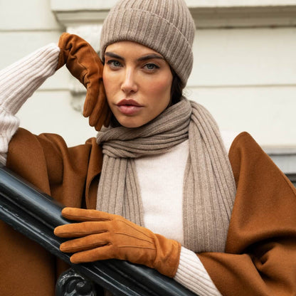Silvia (cognac) - Italian suede leather gloves with luxurious cashmere lining — photo 2 of 10