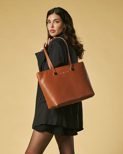Simona (cognac) - Italian calf leather women's shoulder bag — photo 6 of 7