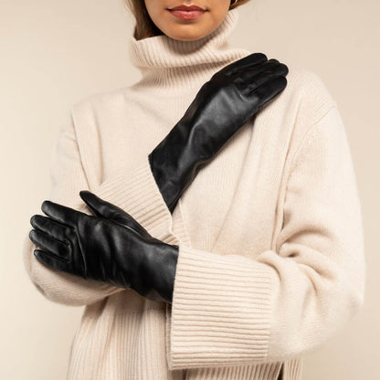 Skylar (black) – Extra-long sheepskin leather gloves with wool/cashmere lining & touchscreen capability — photo 7 of 10