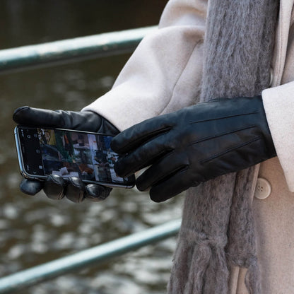 Stella (black) – Sheepskin leather gloves with ultra-warm fleece lining & touchscreen functionality — photo 2 of 7
