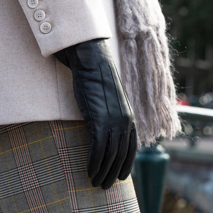 Stella (black) – Sheepskin leather gloves with ultra-warm fleece lining & touchscreen functionality — photo 5 of 7