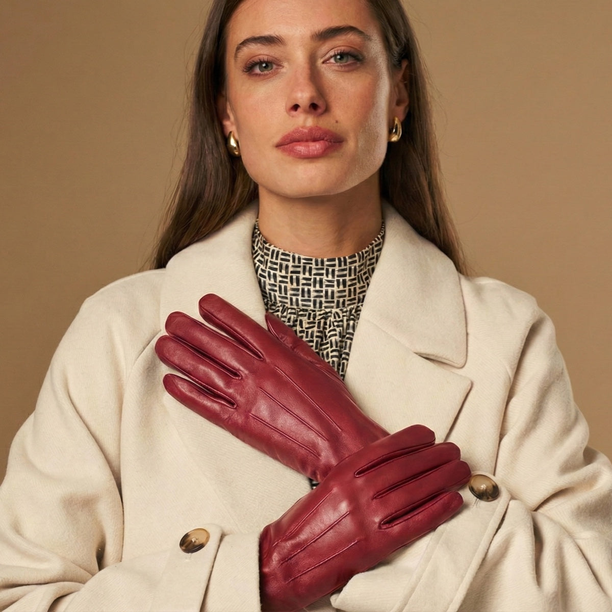 Stella (red) – Sheepskin leather gloves with ultra-warm fleece lining & touchscreen functionality — photo 2 of 7