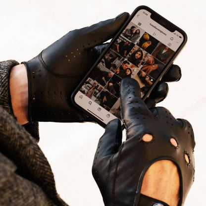 Umberto (black) - Italian lambskin leather driving gloves & touchscreen feature — photo 3 of 10