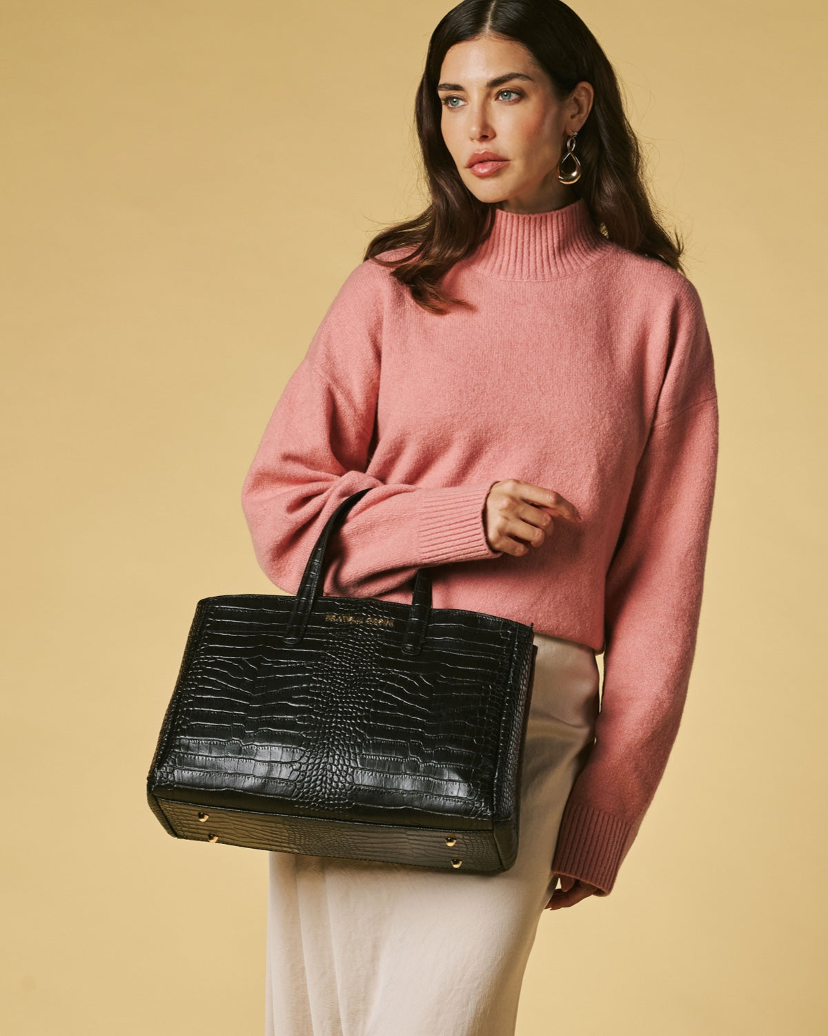 Valentina (black) - Italian calf leather women's handbag (with shoulder strap) — photo 3 of 9