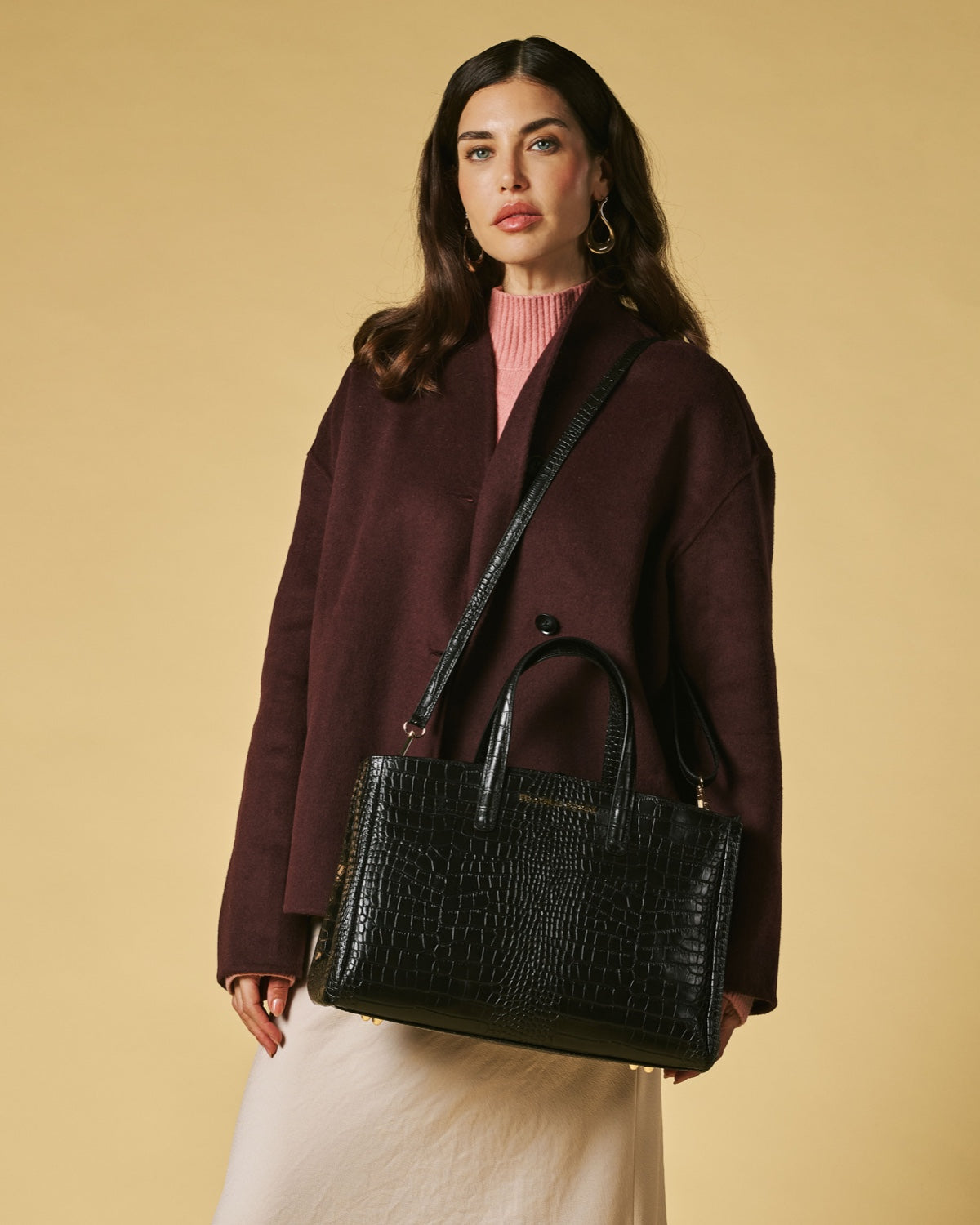 Valentina (black) - Italian calf leather women's handbag (with shoulder strap) — photo 4 of 9