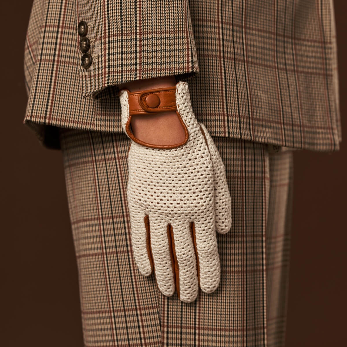Valeria (cognac) - Hand-sewn Italian crochet driving gloves from lambskin leather — photo 7 of 10