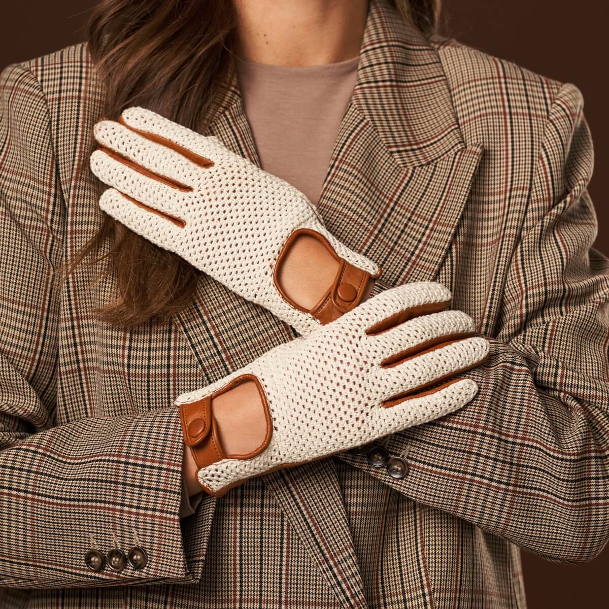 Valeria (cognac) - Hand-sewn Italian crochet driving gloves from lambskin leather — photo 9 of 10