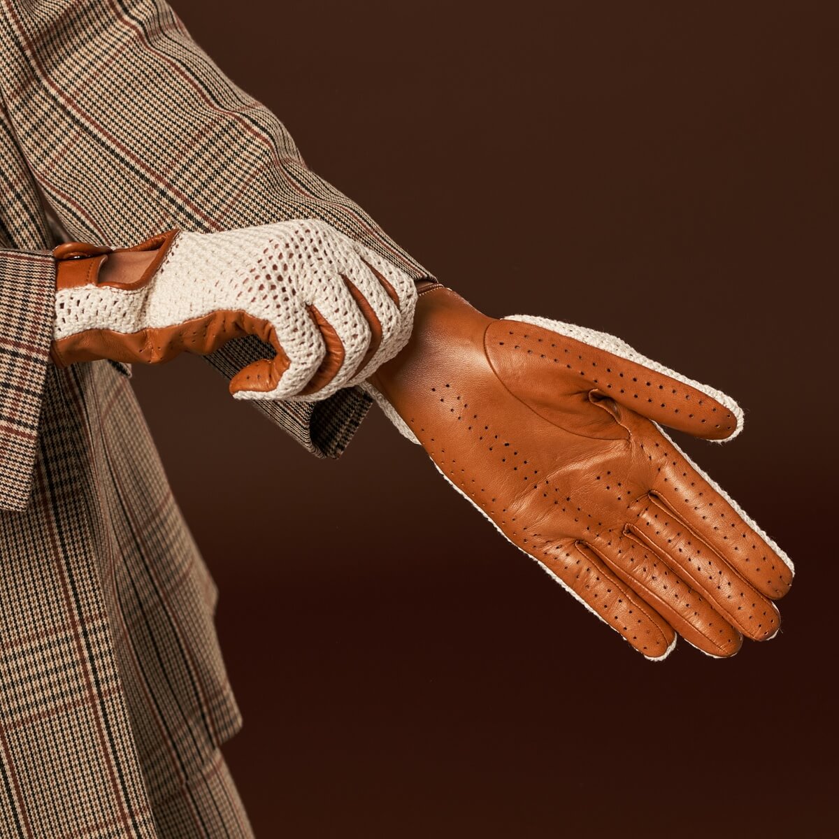 Valeria (cognac) - Hand-sewn Italian crochet driving gloves from lambskin leather — photo 10 of 10