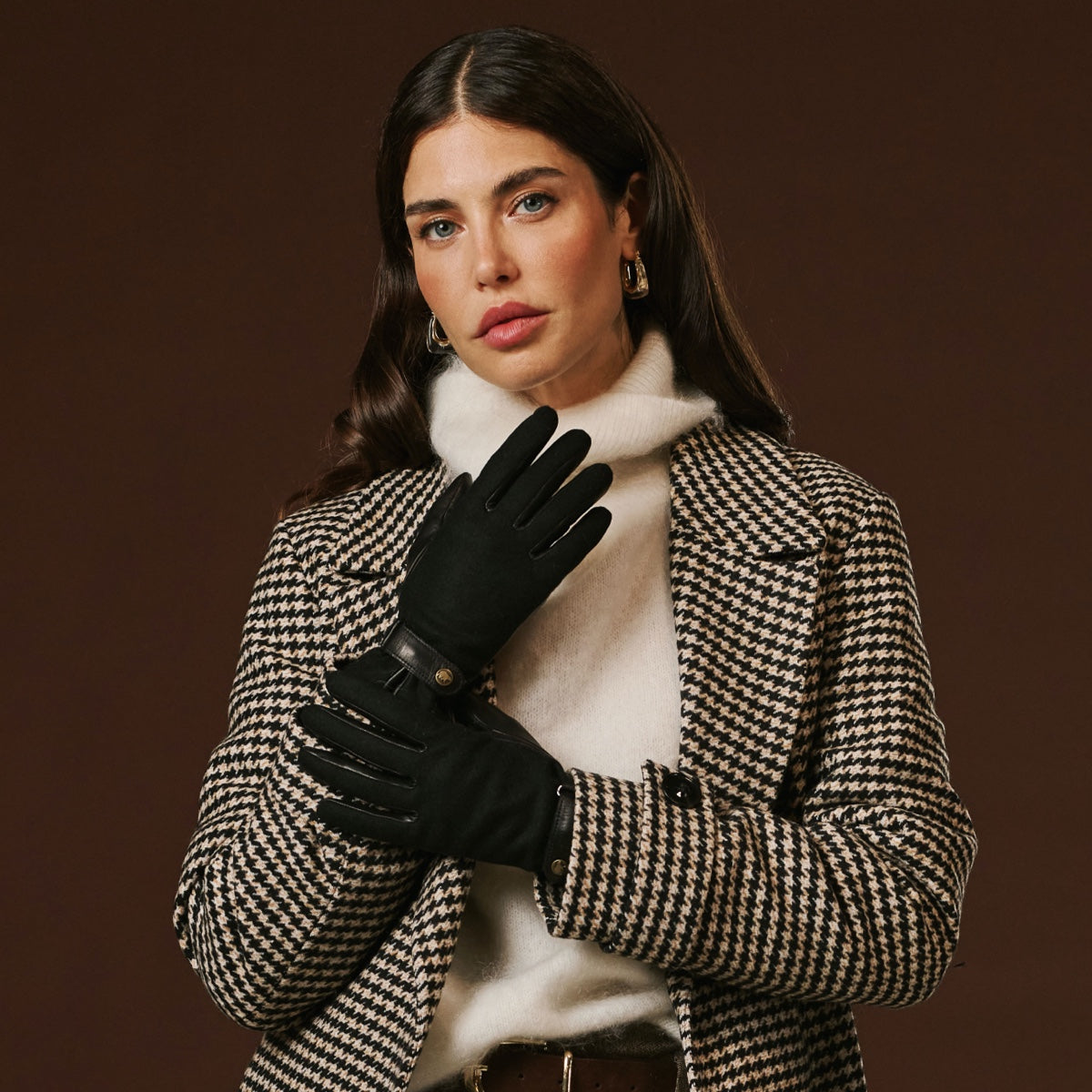 Violetta (black) - Italian tweed women's gloves with touchscreen capability and adjustable snap button — photo 1 of 10