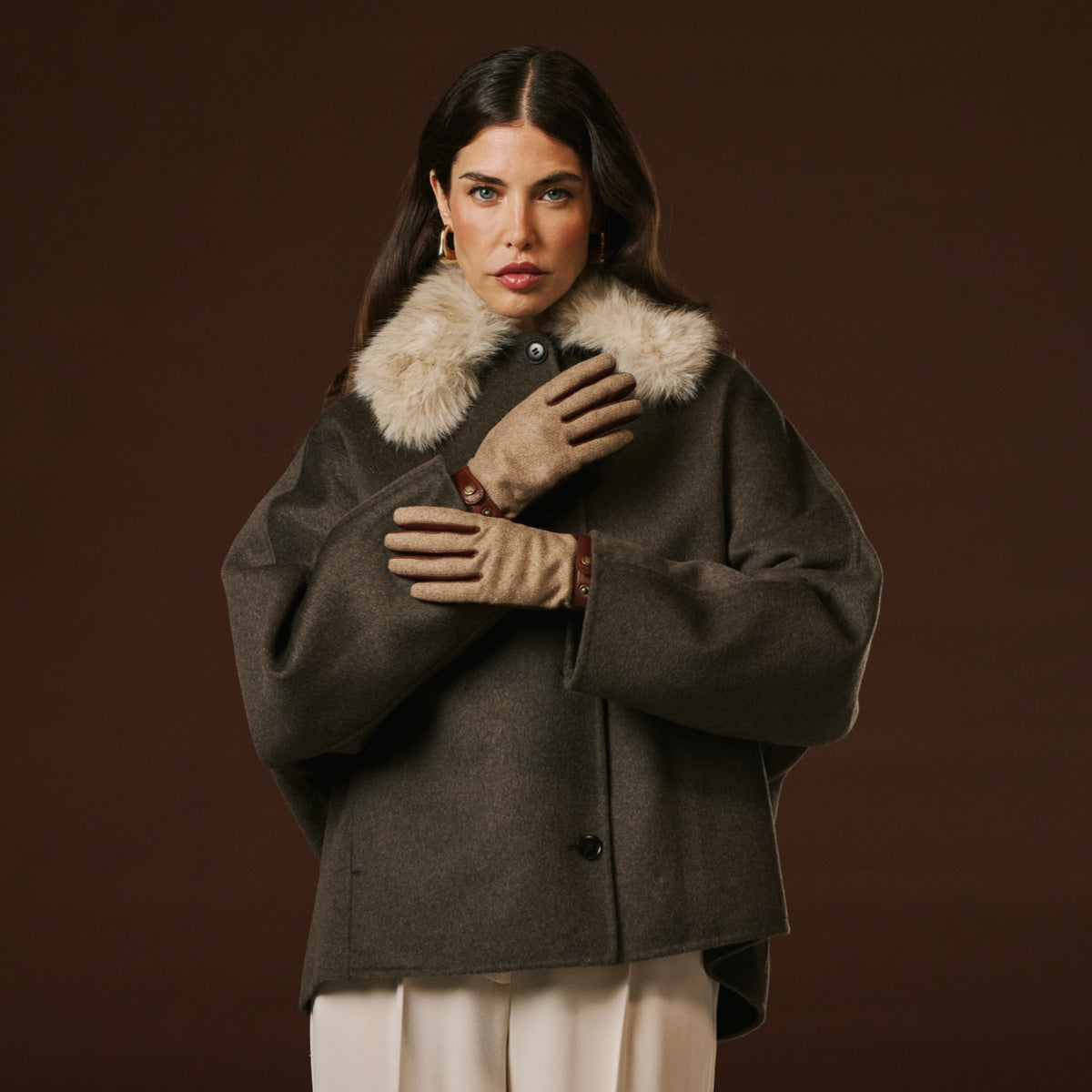 Violetta (brown) - Italian tweed women's gloves with touchscreen capability and adjustable snap button — photo 9 of 10