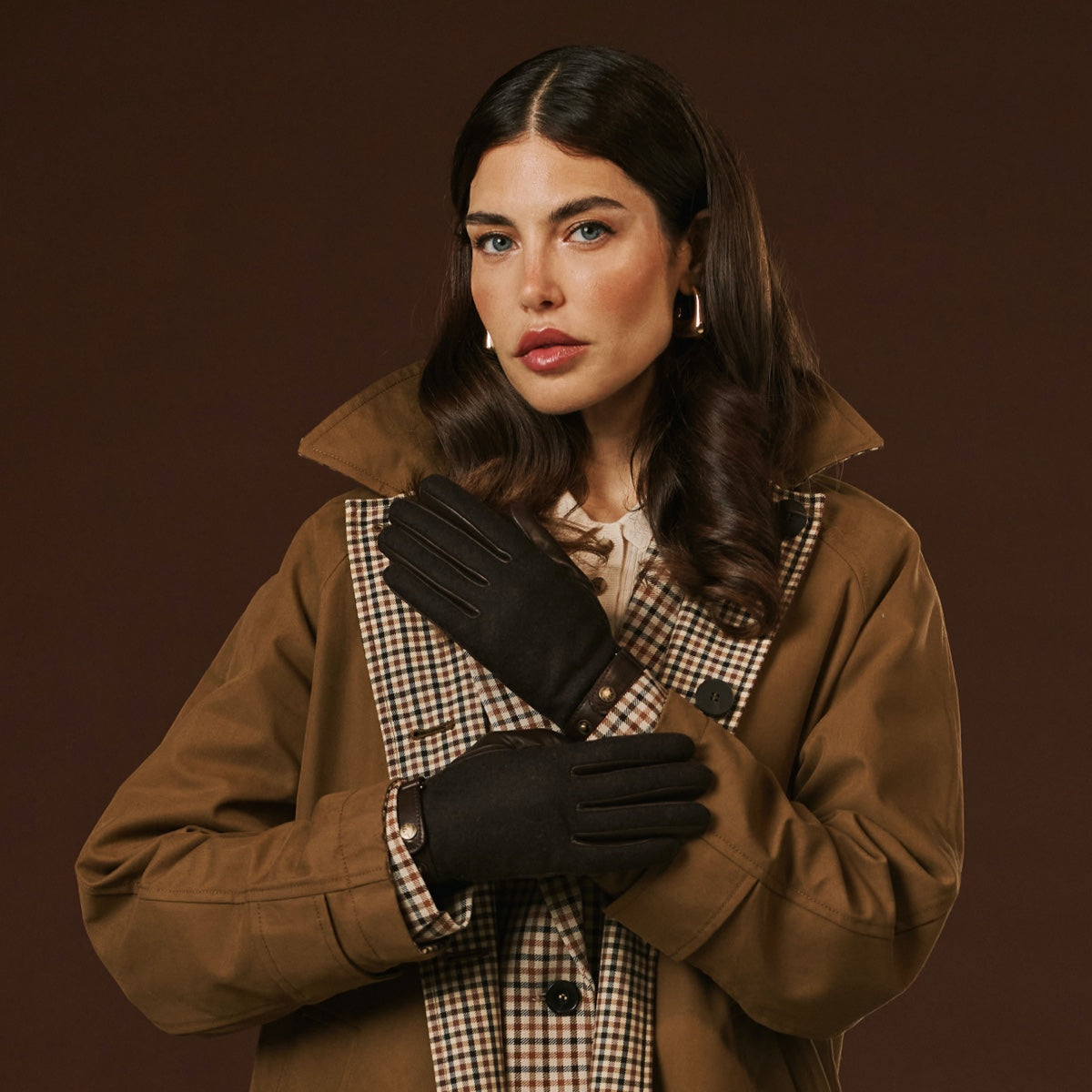Violetta (dark brown) - Italian tweed women's gloves with touchscreen capability and adjustable snap button — photo 2 of 10