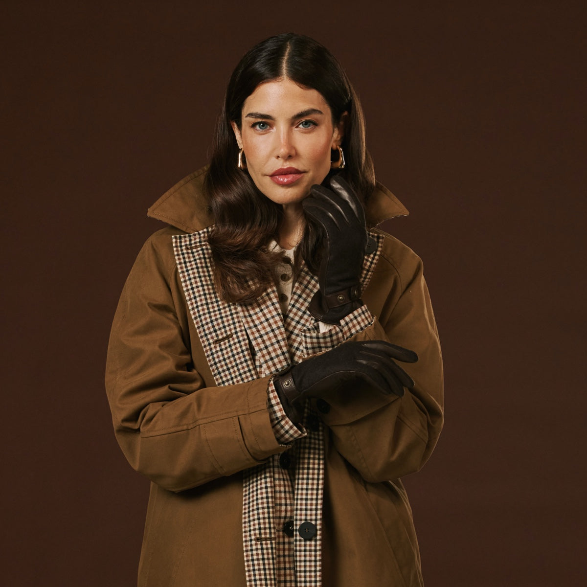 Violetta (dark brown) - Italian tweed women's gloves with touchscreen capability and adjustable snap button — photo 7 of 10