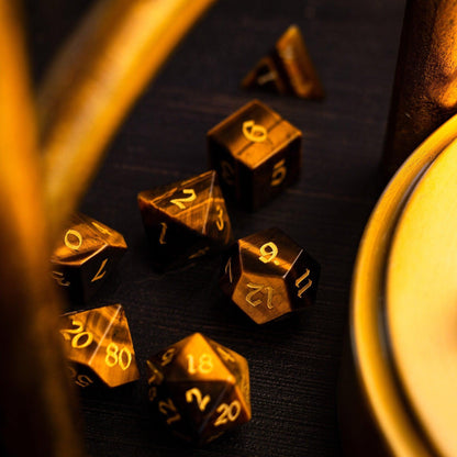 Juego de dados de DND de gema de ojo de tigre amarillo