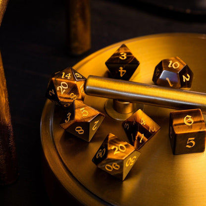 Juego de dados de DND de gema de ojo de tigre amarillo