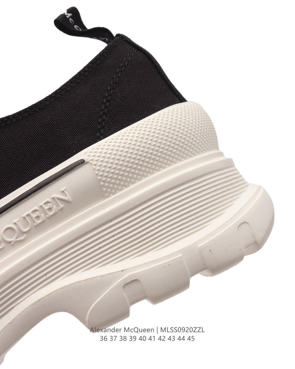 Alexander McQueen Women Tread Slick lace-up Sneakers 'Black/White'