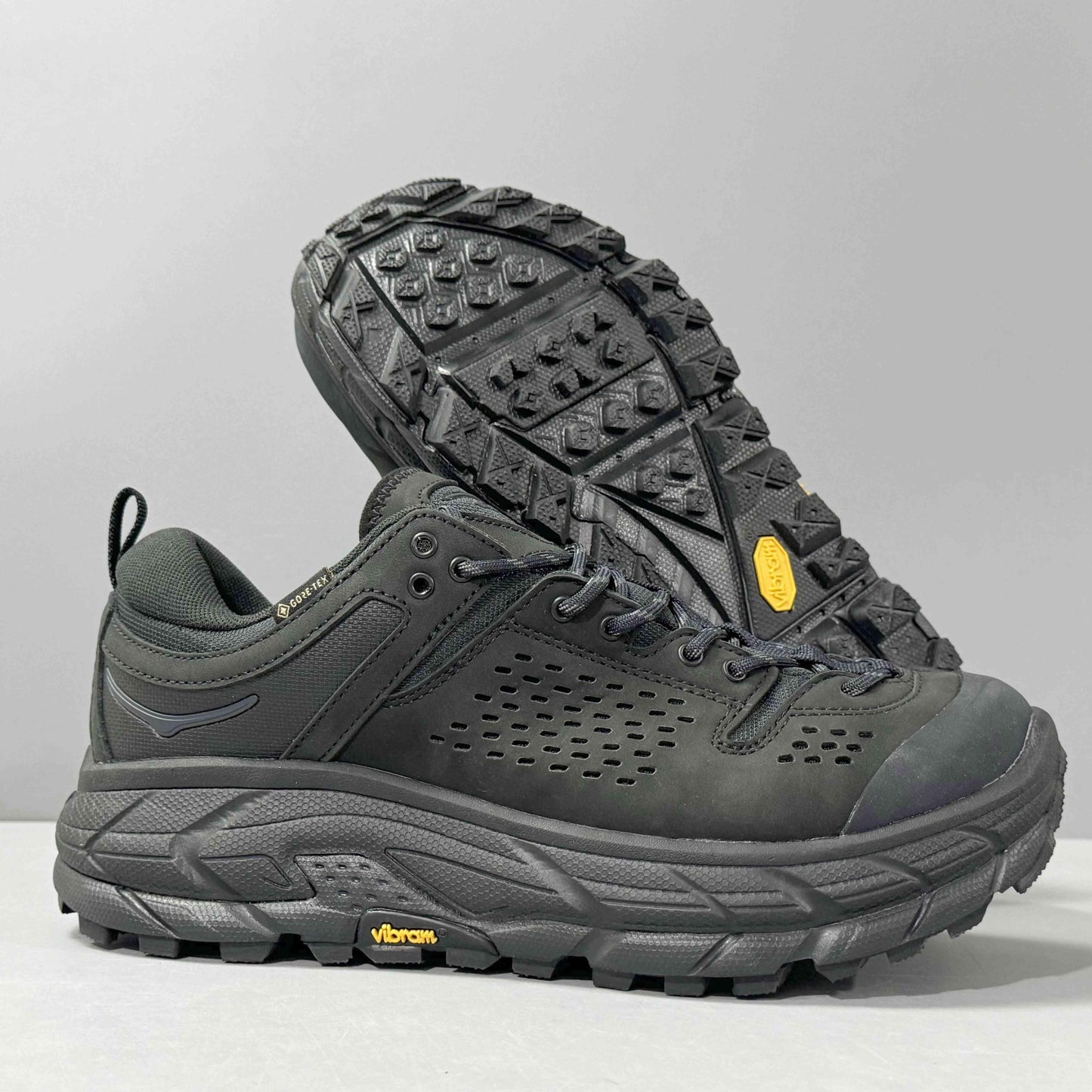 Hoka One One Tor Ultra Low 'Black'