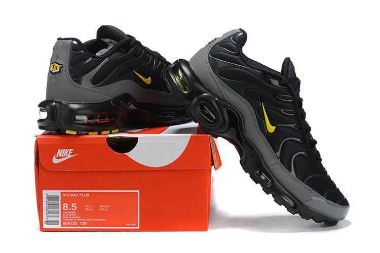 Nike Air Max Plus 'Batman'