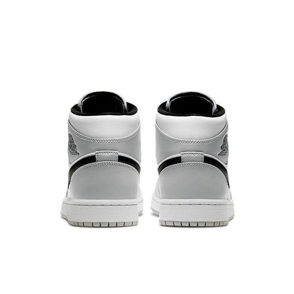 Air Jordan 1 Mid 'Light Smoke Grey'
