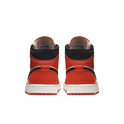 Air Jordan 1 Mid 'Team Orange Black'