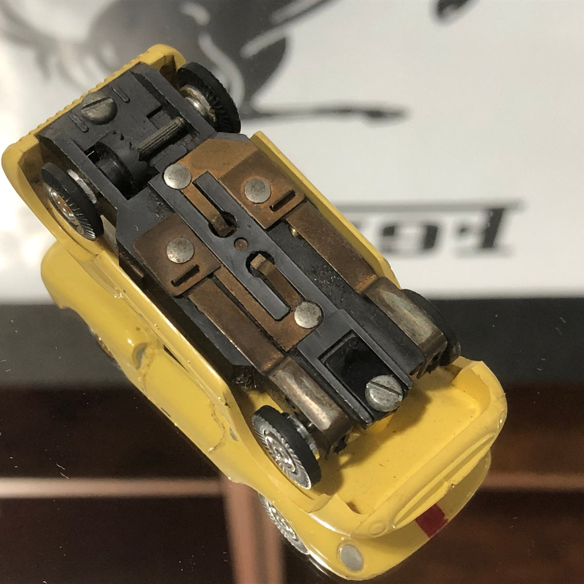 Ferrari Dino 206 S Yellow Slot by Aurora (1281)(No box)(Needs repair)