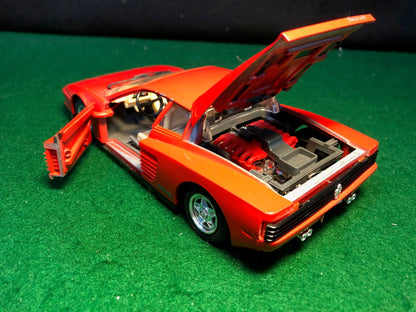 Ferrari Testarossa Red by BBurago 1:24 (1504)(No box)