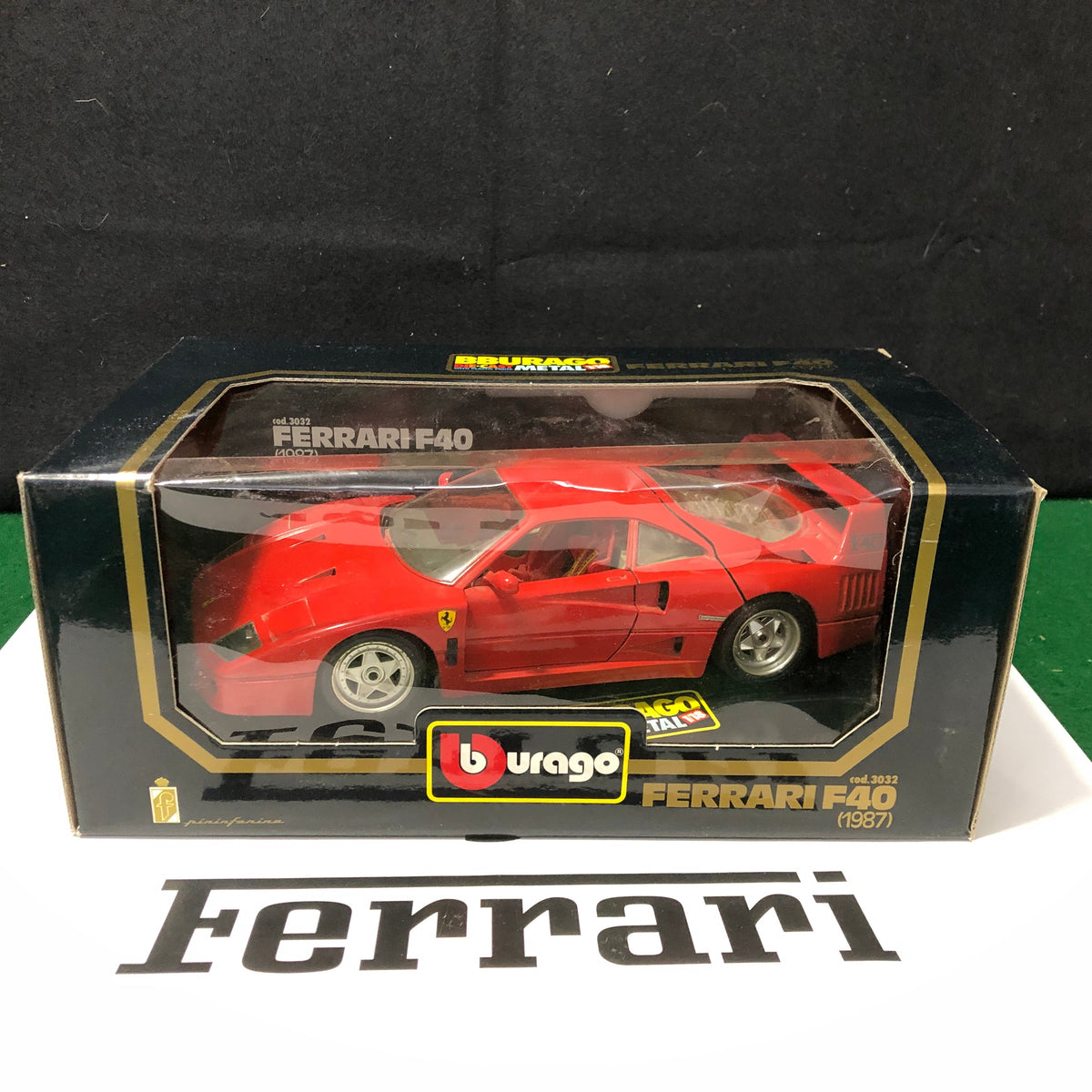 Ferrari F40 Red by BBurago 1:18 (3032)