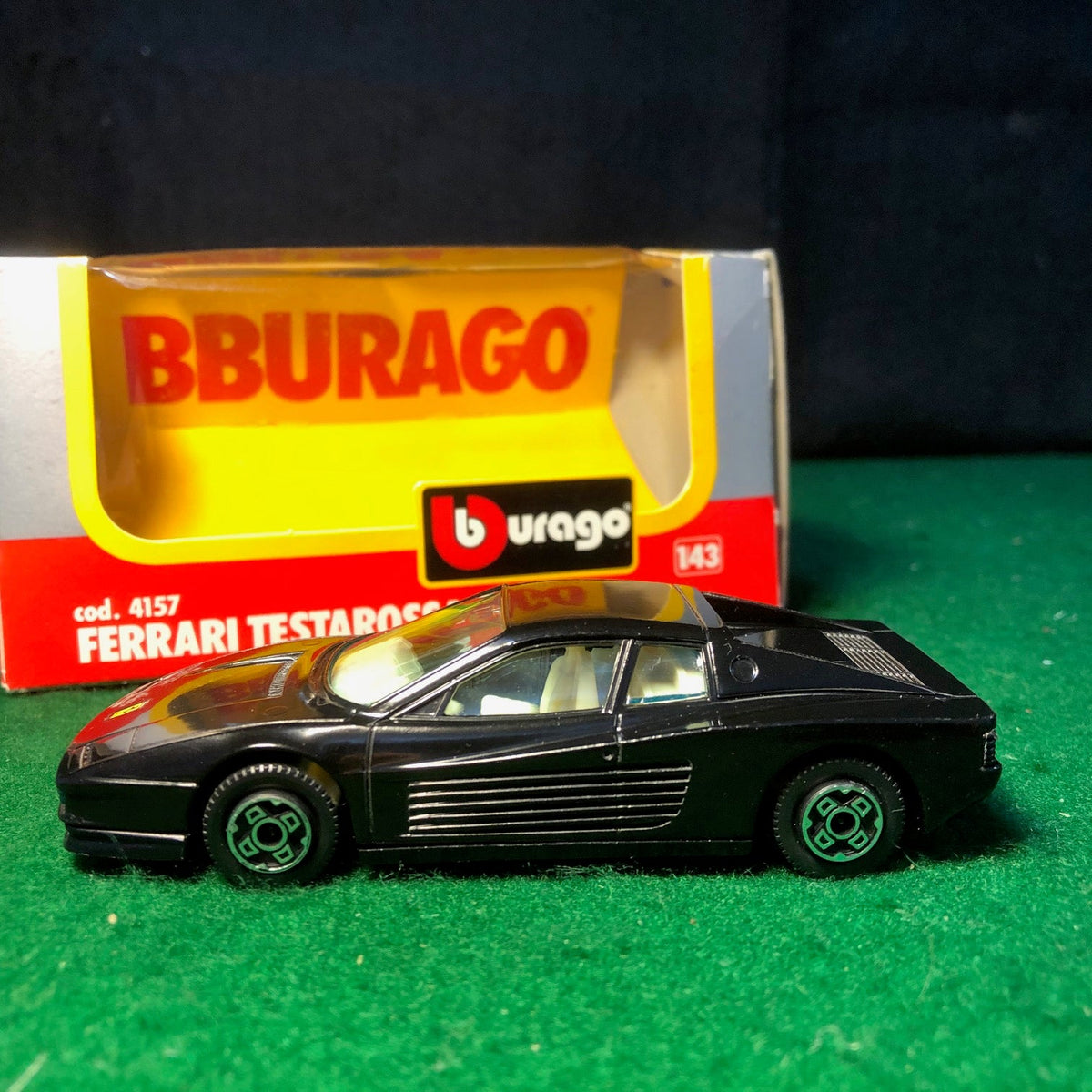 Ferrari Testarossa Black by BBurago 1:43 (4157)(S Bx)