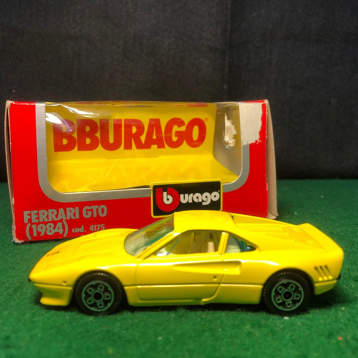 Ferrari 288 GTO Yellow by BBurago 1:43 (4175)(R Bx)