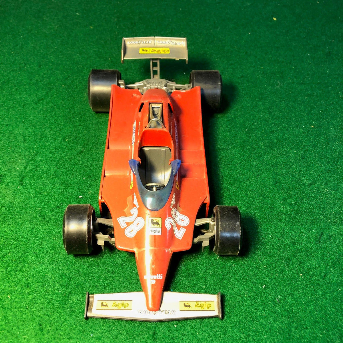 Ferrari F1 126 C2 Turbo Didier Pironi N 28 by BBurago 1:24 (6101)