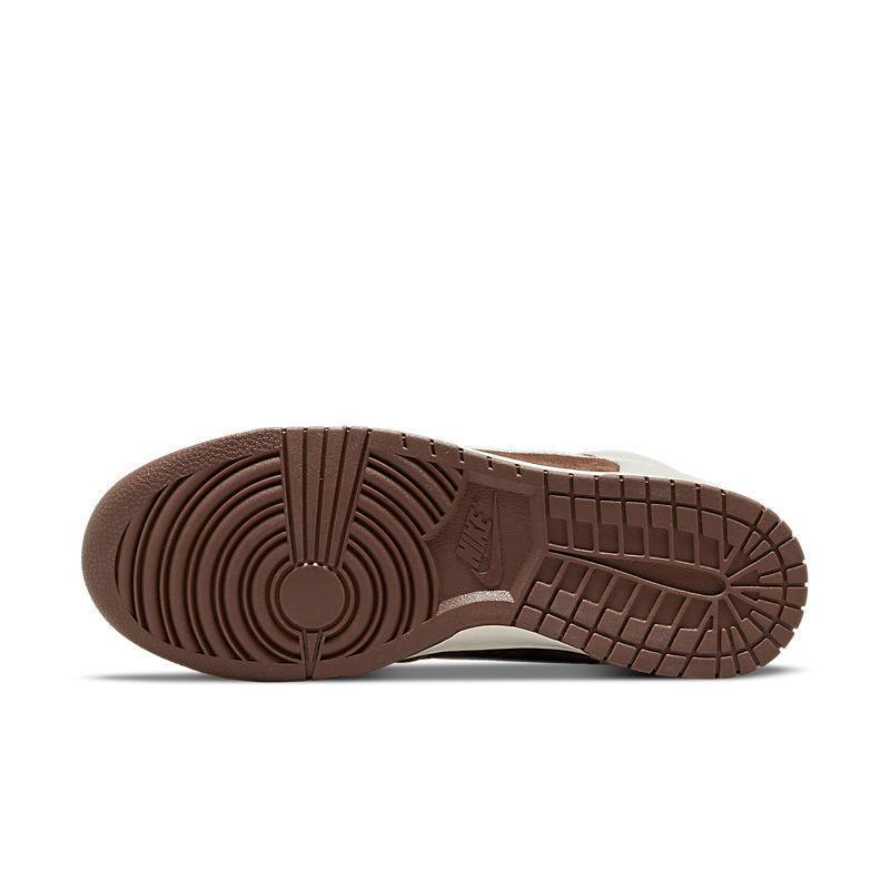 Nike Dunk High 'Light Chocolate'