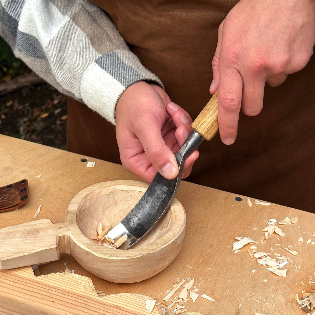 Bent Carving Gouge, 20 - 40 mm (0.8 - 1.6 inches)