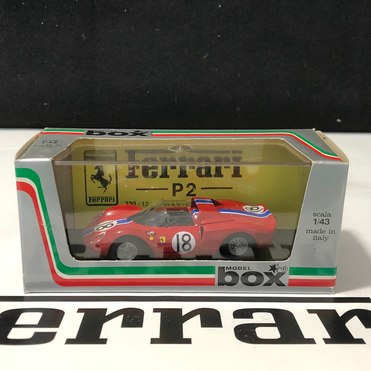 Ferrari 365 P2 N 18 Le Mans 1965 Rodriguez / Vaccarella by Box Model 1:43 (8449)