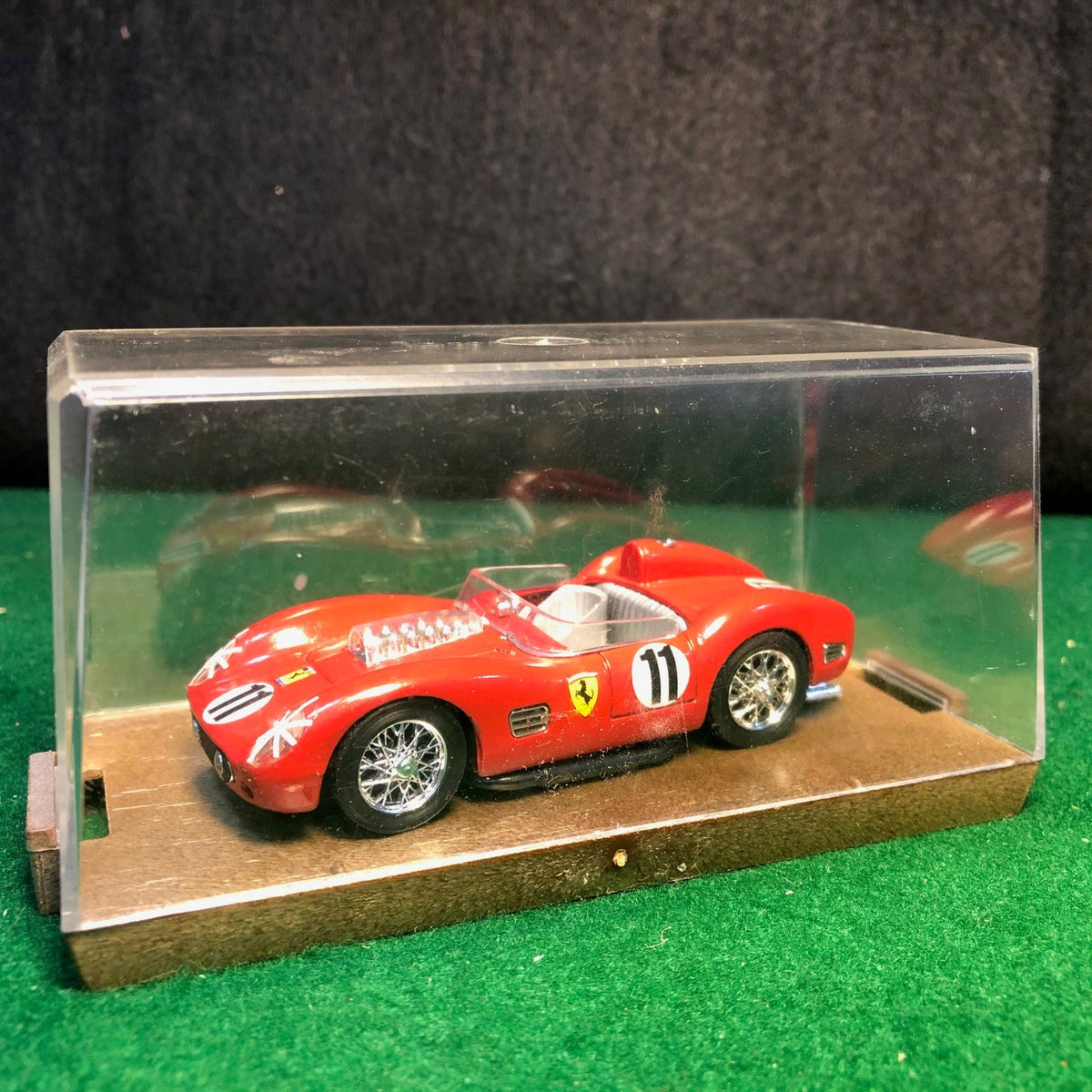 Ferrari 250 TR 1960 Le Mans N 11 Winner Frere / Gendebien by Brumm 1:43 (r093)(DC)