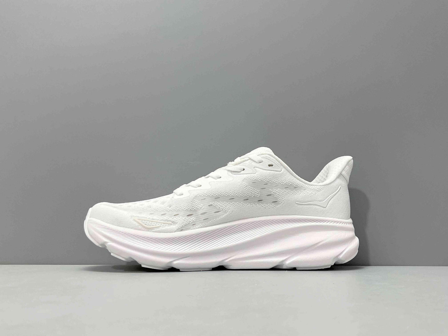 Hoka One One Clifton 9 'White'