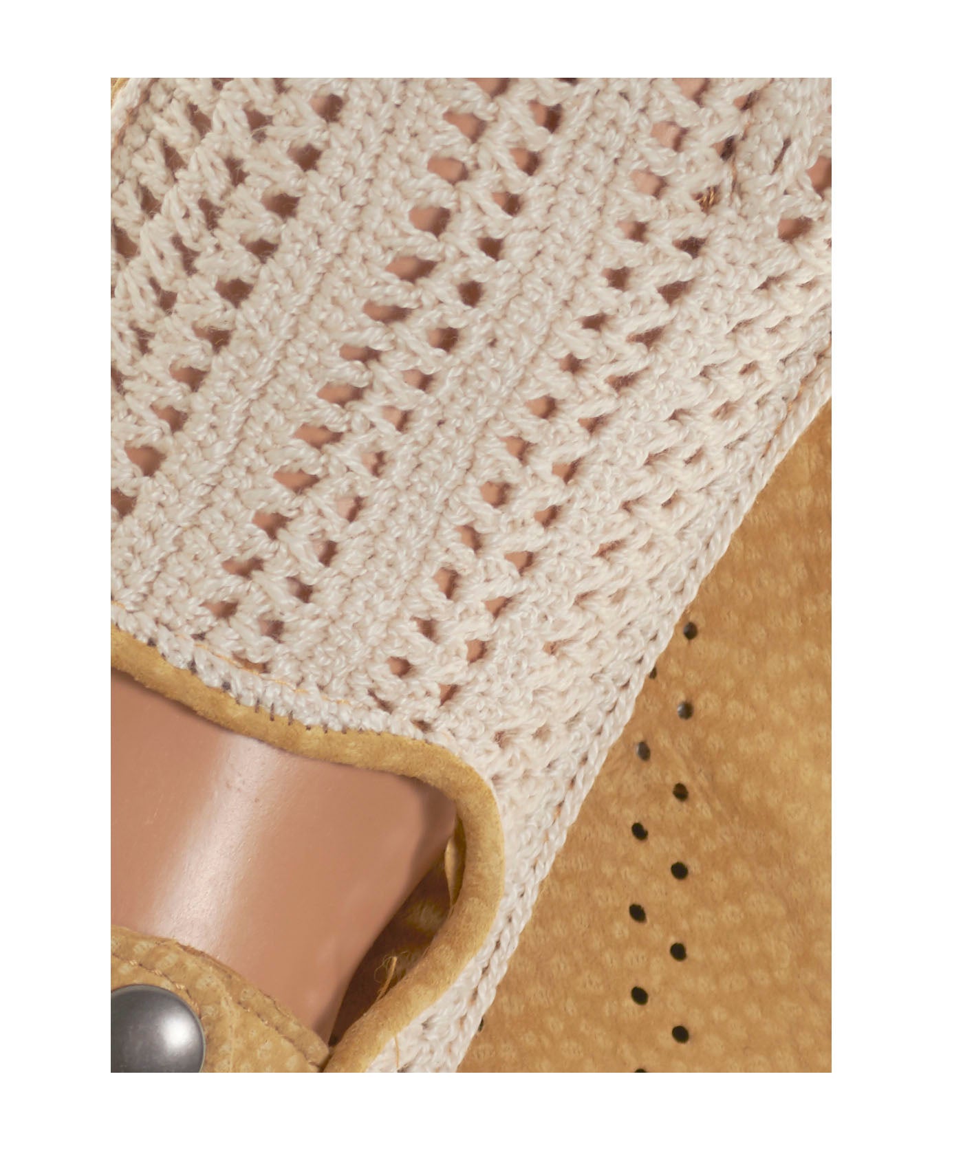 CA4620 (tan) - Women’s Italian crochet and carpincho leather driving gloves — photo 3 of 8
