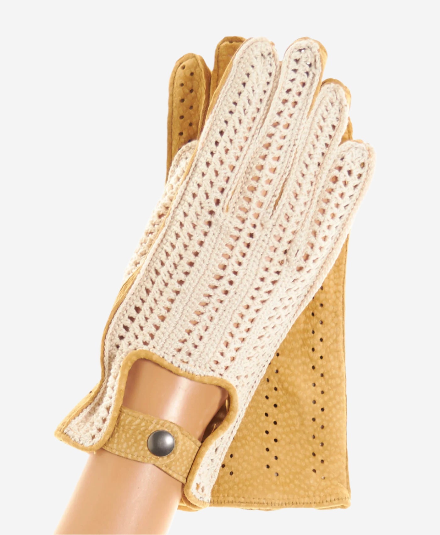 CA4620 (tan) - Women’s Italian crochet and carpincho leather driving gloves — photo 1 of 8