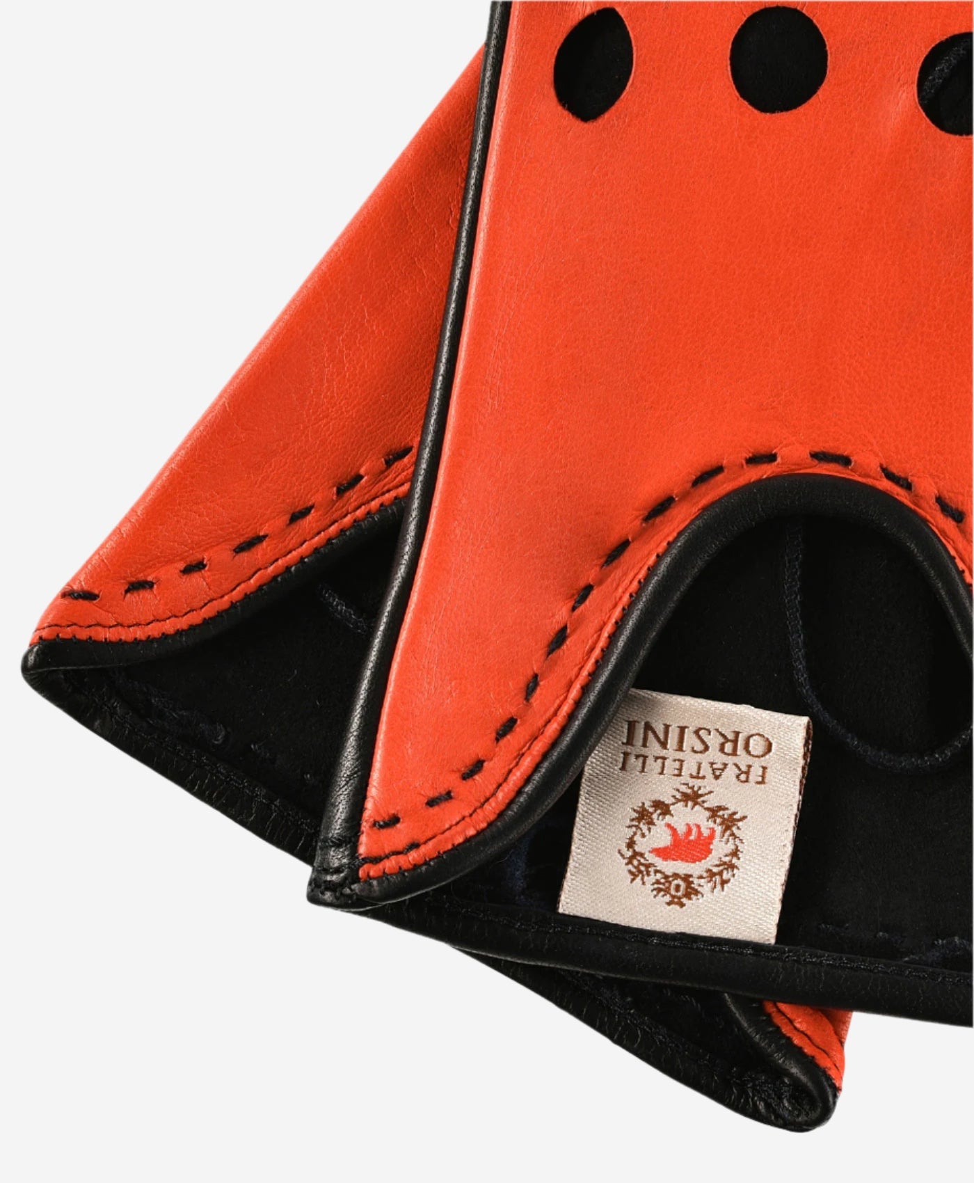 CA4918 (black/red) - Women’s unlined Italian lambskin driving gloves with ventilation holes — photo 4 of 9