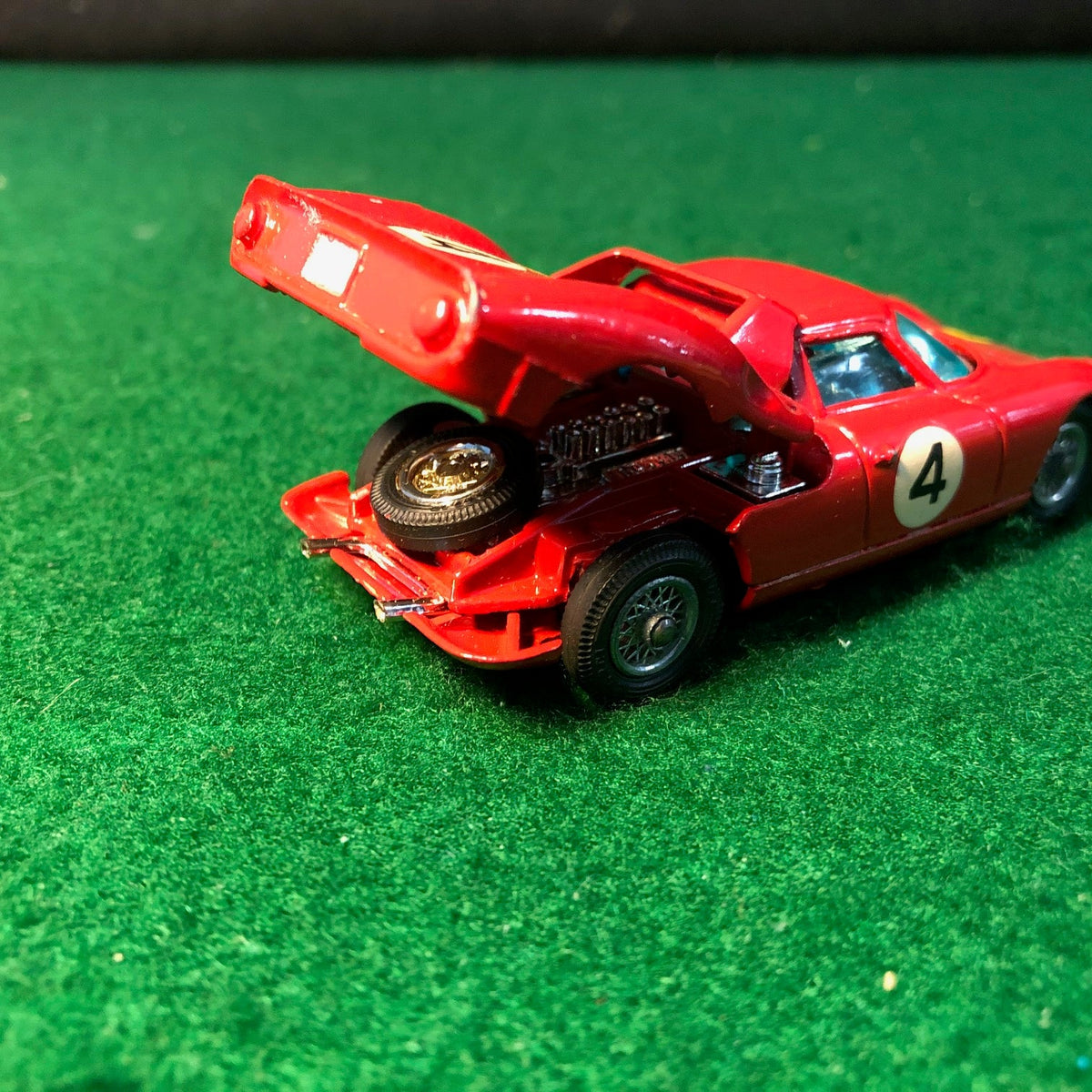 Ferrari 250 LM N 4 Red by Corgi Toys 1:43 (314)(No box)