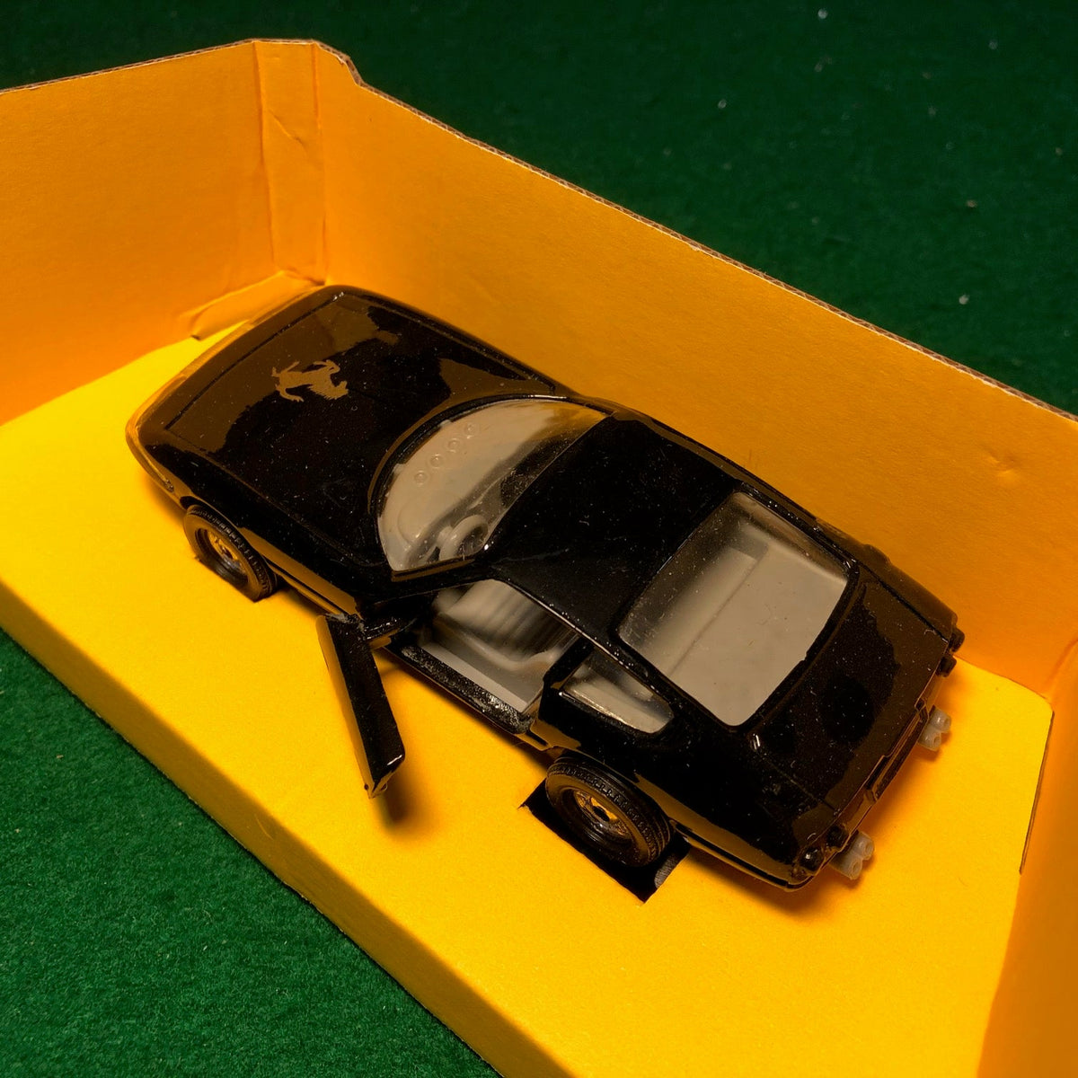 Ferrari 365 GTB/4 Daytona Black by Corgi Toys 1:35 (431)