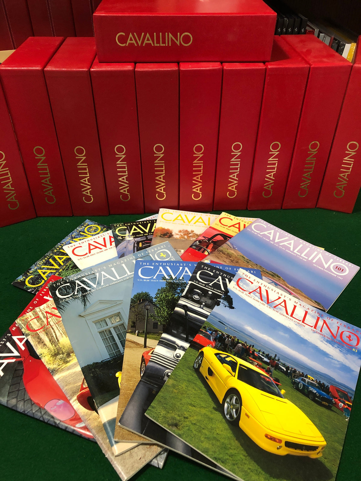 Cavallino Slipcase - Slipcover - Holder