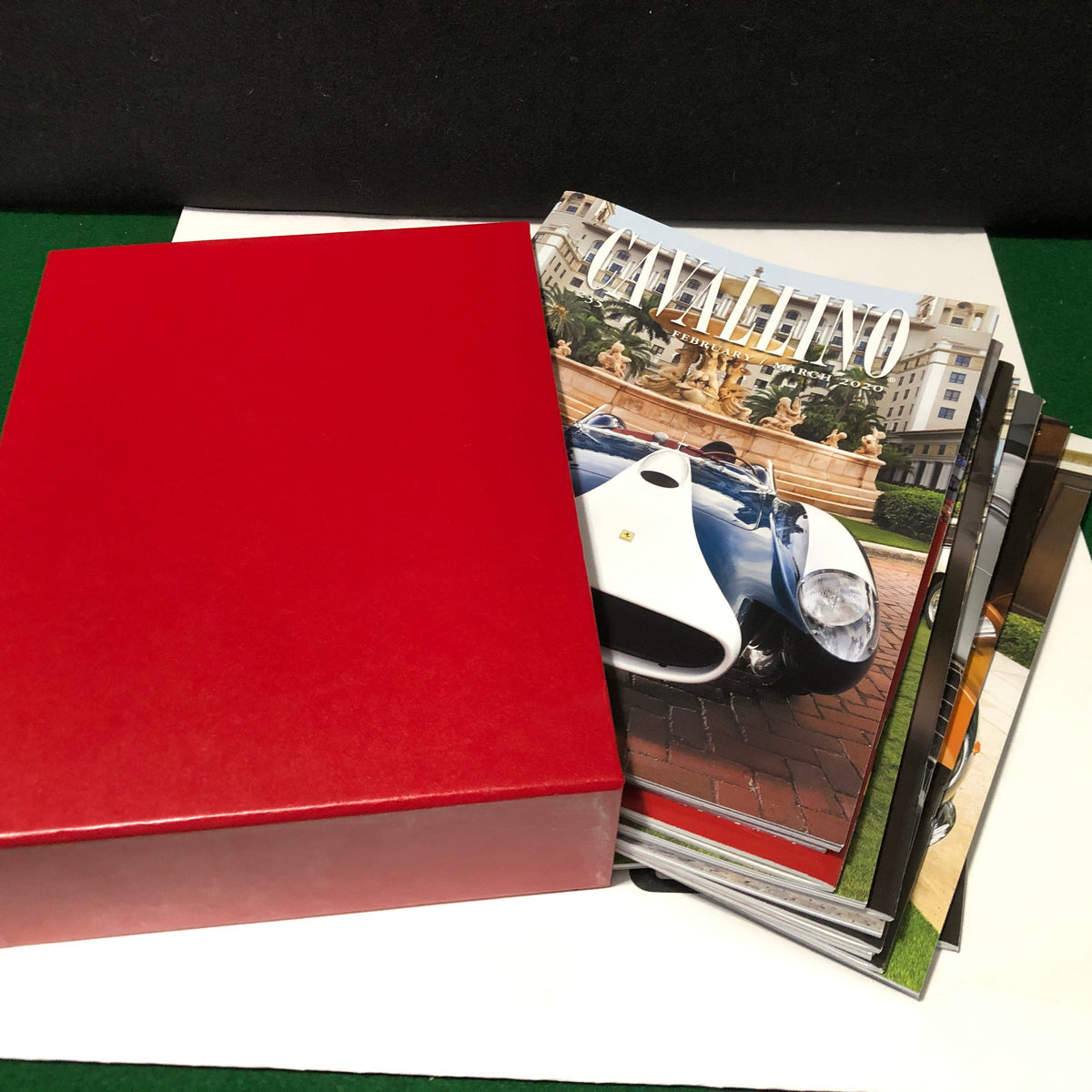 Cavallino Slipcase - Slipcover - Holder